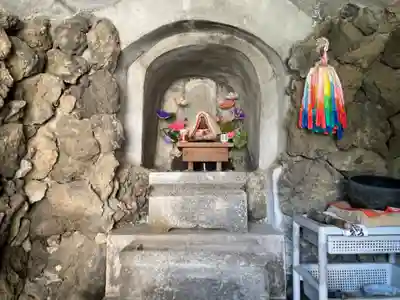 お穴さま(神奈川県)