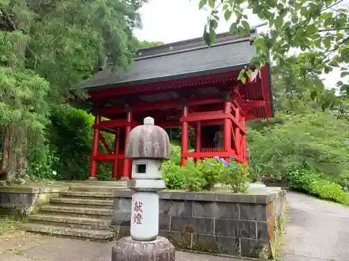 日運寺の山門