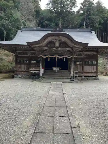 上一宮大粟神社の{uncategorized: "未分類", other: "その他", undefined: "問題あり", building: "その他建物", grave: "お墓", sacred_gate: "鳥居", guardian: "狛犬", statue: "像", buddha: "仏像", history: "歴史", nature: "自然", garden: "庭園", animal: "動物", pagoda: "塔", temizu: "手水舎", mountain_gate: "山門・神門", sanctuary: "本殿・本堂", subordinate: "末社・摂社", art: "芸術", scenery: "景色", jizo: "地蔵", ema: "絵馬", goshuin: "御朱印", omikuji: "おみくじ", items: "授与品その他", amulet: "お守り", goshuincho: "御朱印帳", eats: "食事", festival: "お祭り", votive_dance: "神楽", shichigosan: "七五三参", wedding: "結婚式", experience: "体験その他", initially: "初詣", around: "周辺", anti_infection: "感染症対策"}