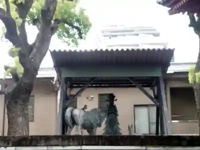 品川寺の{uncategorized: "未分類", other: "その他", undefined: "問題あり", building: "その他建物", grave: "お墓", sacred_gate: "鳥居", guardian: "狛犬", statue: "像", buddha: "仏像", history: "歴史", nature: "自然", garden: "庭園", animal: "動物", pagoda: "塔", temizu: "手水舎", mountain_gate: "山門・神門", sanctuary: "本殿・本堂", subordinate: "末社・摂社", art: "芸術", scenery: "景色", jizo: "地蔵", ema: "絵馬", goshuin: "御朱印", omikuji: "おみくじ", items: "授与品その他", amulet: "お守り", goshuincho: "御朱印帳", eats: "食事", festival: "お祭り", votive_dance: "神楽", shichigosan: "七五三参", wedding: "結婚式", experience: "体験その他", initially: "初詣", around: "周辺", anti_infection: "感染症対策"}