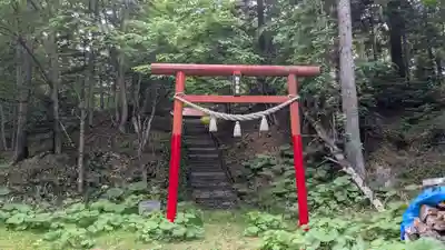 糠平神社の鳥居