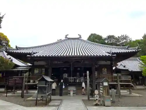 大興寺の本殿・本堂