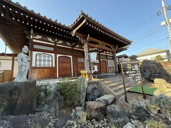 曹禅寺の{uncategorized: "未分類", other: "その他", undefined: "問題あり", building: "その他建物", grave: "お墓", sacred_gate: "鳥居", guardian: "狛犬", statue: "像", buddha: "仏像", history: "歴史", nature: "自然", garden: "庭園", animal: "動物", pagoda: "塔", temizu: "手水舎", mountain_gate: "山門・神門", sanctuary: "本殿・本堂", subordinate: "末社・摂社", art: "芸術", scenery: "景色", jizo: "地蔵", ema: "絵馬", goshuin: "御朱印", omikuji: "おみくじ", items: "授与品その他", amulet: "お守り", goshuincho: "御朱印帳", eats: "食事", festival: "お祭り", votive_dance: "神楽", shichigosan: "七五三参", wedding: "結婚式", experience: "体験その他", initially: "初詣", around: "周辺", anti_infection: "感染症対策"}