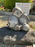 大光普照寺の像