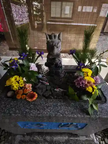 滑川神社 - 仕事と子どもの守り神の手水舎