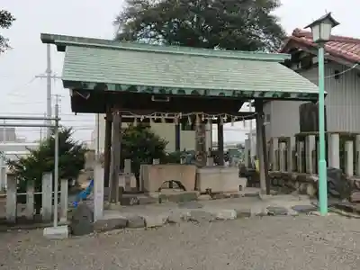 外山神社の手水舎
