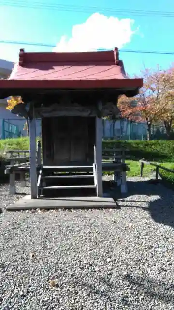 下の沢神社の本殿