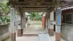 延命寺の山門