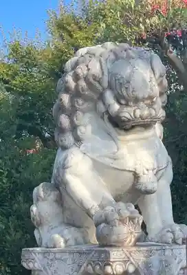 上地八幡宮の狛犬