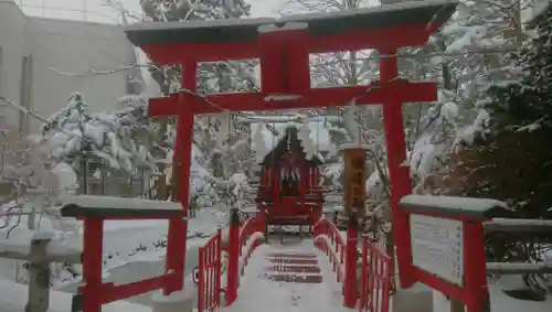 白石神社の鳥居