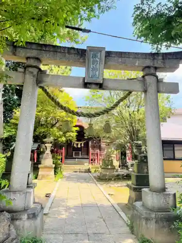 高津諏訪神社の鳥居