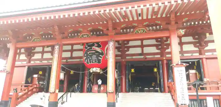 浅草寺の本殿・本堂