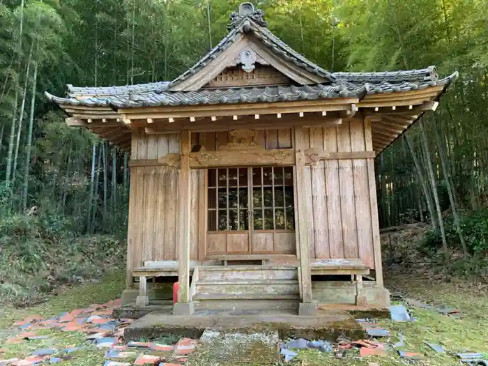 弥喜用神社の本殿