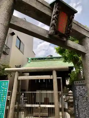 深川稲荷神社の鳥居