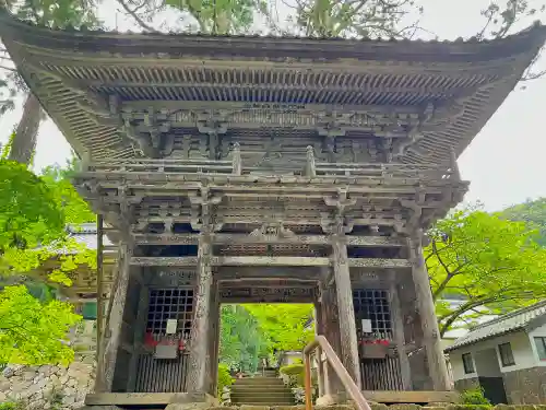 明通寺の山門