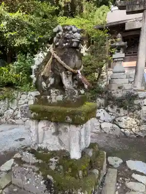 高天彦神社の{uncategorized: "未分類", other: "その他", undefined: "問題あり", building: "その他建物", grave: "お墓", sacred_gate: "鳥居", guardian: "狛犬", statue: "像", buddha: "仏像", history: "歴史", nature: "自然", garden: "庭園", animal: "動物", pagoda: "塔", temizu: "手水舎", mountain_gate: "山門・神門", sanctuary: "本殿・本堂", subordinate: "末社・摂社", art: "芸術", scenery: "景色", jizo: "地蔵", ema: "絵馬", goshuin: "御朱印", omikuji: "おみくじ", items: "授与品その他", amulet: "お守り", goshuincho: "御朱印帳", eats: "食事", festival: "お祭り", votive_dance: "神楽", shichigosan: "七五三参", wedding: "結婚式", experience: "体験その他", initially: "初詣", around: "周辺", anti_infection: "感染症対策"}