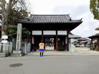 圓明寺（円明寺）の山門・神門