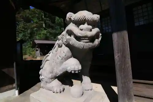 長屋神社の狛犬