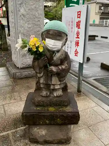 東照寺の像