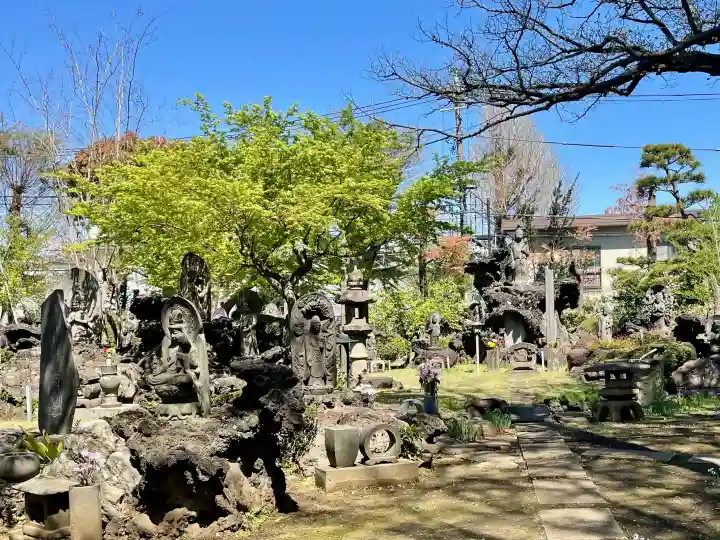 明治寺の{uncategorized: "未分類", other: "その他", undefined: "問題あり", building: "その他建物", grave: "お墓", sacred_gate: "鳥居", guardian: "狛犬", statue: "像", buddha: "仏像", history: "歴史", nature: "自然", garden: "庭園", animal: "動物", pagoda: "塔", temizu: "手水舎", mountain_gate: "山門・神門", sanctuary: "本殿・本堂", subordinate: "末社・摂社", art: "芸術", scenery: "景色", jizo: "地蔵", ema: "絵馬", goshuin: "御朱印", omikuji: "おみくじ", items: "授与品その他", amulet: "お守り", goshuincho: "御朱印帳", eats: "食事", festival: "お祭り", votive_dance: "神楽", shichigosan: "七五三参", wedding: "結婚式", experience: "体験その他", initially: "初詣", around: "周辺", anti_infection: "感染症対策"}
