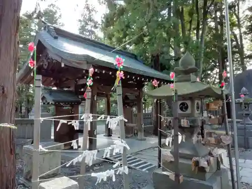 筑摩神社の建物その他