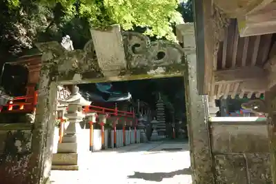 本瀧寺の山門・神門