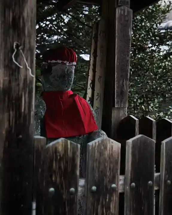 華藏寺(梅澤不動尊) (栃木県)