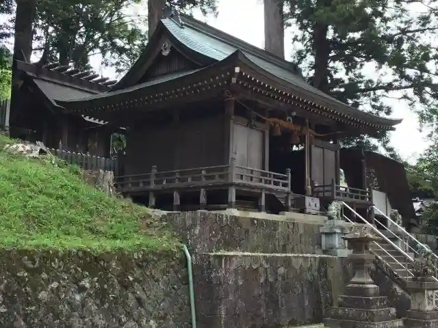 門僕神社の本殿