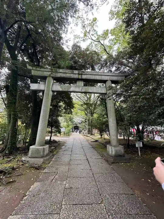 赤坂氷川神社の{uncategorized: "未分類", other: "その他", undefined: "問題あり", building: "その他建物", grave: "お墓", sacred_gate: "鳥居", guardian: "狛犬", statue: "像", buddha: "仏像", history: "歴史", nature: "自然", garden: "庭園", animal: "動物", pagoda: "塔", temizu: "手水舎", mountain_gate: "山門・神門", sanctuary: "本殿・本堂", subordinate: "末社・摂社", art: "芸術", scenery: "景色", jizo: "地蔵", ema: "絵馬", goshuin: "御朱印", omikuji: "おみくじ", items: "授与品その他", amulet: "お守り", goshuincho: "御朱印帳", eats: "食事", festival: "お祭り", votive_dance: "神楽", shichigosan: "七五三参", wedding: "結婚式", experience: "体験その他", initially: "初詣", around: "周辺", anti_infection: "感染症対策"}