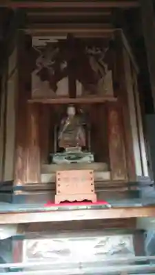 願成就寺の本殿・本堂