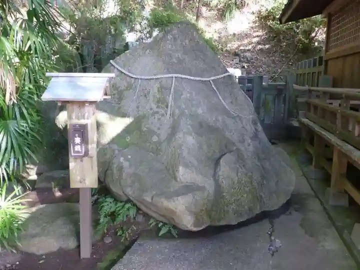 玉園稲荷神社(長崎県)