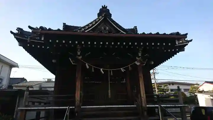 諏訪社の本殿・本堂