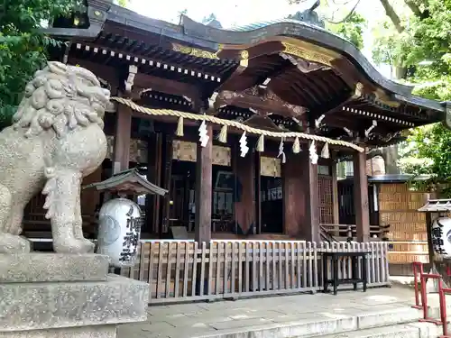 中目黒八幡神社の本殿・本堂