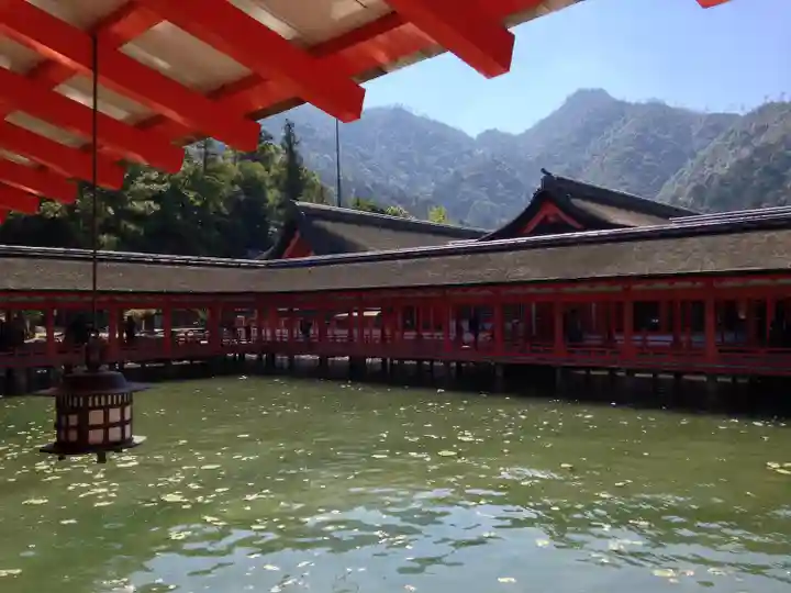 厳島神社(広島県)