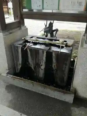 行田八幡神社の手水舎