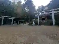 建水分神社の{uncategorized: "未分類", other: "その他", undefined: "問題あり", building: "その他建物", grave: "お墓", sacred_gate: "鳥居", guardian: "狛犬", statue: "像", buddha: "仏像", history: "歴史", nature: "自然", garden: "庭園", animal: "動物", pagoda: "塔", temizu: "手水舎", mountain_gate: "山門・神門", sanctuary: "本殿・本堂", subordinate: "末社・摂社", art: "芸術", scenery: "景色", jizo: "地蔵", ema: "絵馬", goshuin: "御朱印", omikuji: "おみくじ", items: "授与品その他", amulet: "お守り", goshuincho: "御朱印帳", eats: "食事", festival: "お祭り", votive_dance: "神楽", shichigosan: "七五三参", wedding: "結婚式", experience: "体験その他", initially: "初詣", around: "周辺", anti_infection: "感染症対策"}