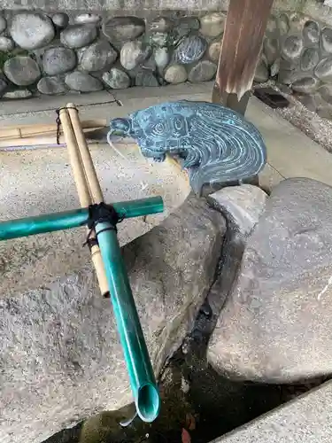 御器所八幡宮の手水舎