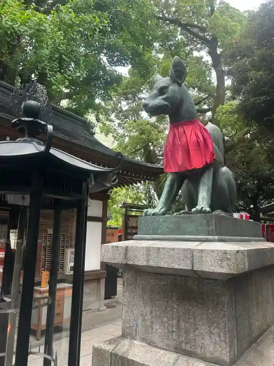 豊川稲荷東京別院の{uncategorized: "未分類", other: "その他", undefined: "問題あり", building: "その他建物", grave: "お墓", sacred_gate: "鳥居", guardian: "狛犬", statue: "像", buddha: "仏像", history: "歴史", nature: "自然", garden: "庭園", animal: "動物", pagoda: "塔", temizu: "手水舎", mountain_gate: "山門・神門", sanctuary: "本殿・本堂", subordinate: "末社・摂社", art: "芸術", scenery: "景色", jizo: "地蔵", ema: "絵馬", goshuin: "御朱印", omikuji: "おみくじ", items: "授与品その他", amulet: "お守り", goshuincho: "御朱印帳", eats: "食事", festival: "お祭り", votive_dance: "神楽", shichigosan: "七五三参", wedding: "結婚式", experience: "体験その他", initially: "初詣", around: "周辺", anti_infection: "感染症対策"}