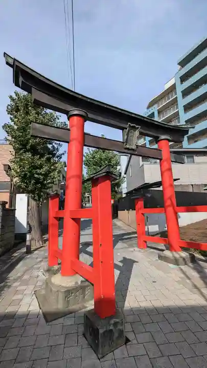 鳩ヶ谷氷川神社の鳥居