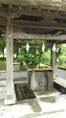 鶴嶺神社の手水舎