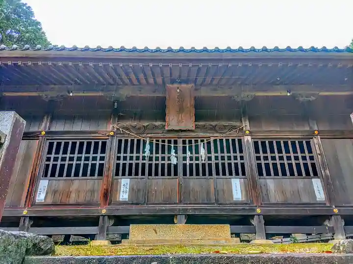 志賀神社の本殿・本堂