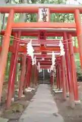 新屋山神社の鳥居