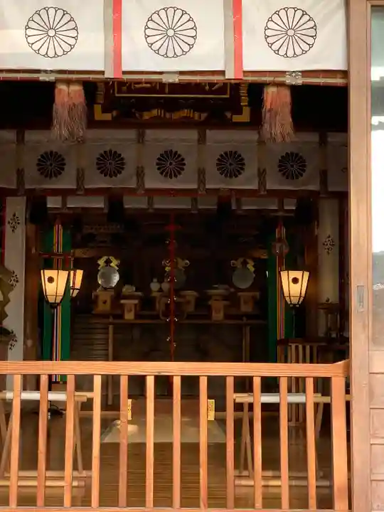 新羽杉山神社の本殿・本堂