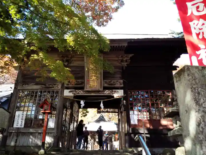 碓氷峠熊野神社の山門・神門