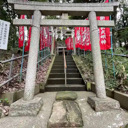 春日部稲荷神社の鳥居