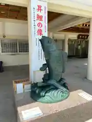 廣島護國神社の狛犬