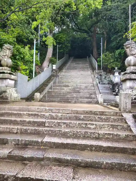 勝岡八幡神社の{uncategorized: "未分類", other: "その他", undefined: "問題あり", building: "その他建物", grave: "お墓", sacred_gate: "鳥居", guardian: "狛犬", statue: "像", buddha: "仏像", history: "歴史", nature: "自然", garden: "庭園", animal: "動物", pagoda: "塔", temizu: "手水舎", mountain_gate: "山門・神門", sanctuary: "本殿・本堂", subordinate: "末社・摂社", art: "芸術", scenery: "景色", jizo: "地蔵", ema: "絵馬", goshuin: "御朱印", omikuji: "おみくじ", items: "授与品その他", amulet: "お守り", goshuincho: "御朱印帳", eats: "食事", festival: "お祭り", votive_dance: "神楽", shichigosan: "七五三参", wedding: "結婚式", experience: "体験その他", initially: "初詣", around: "周辺", anti_infection: "感染症対策"}