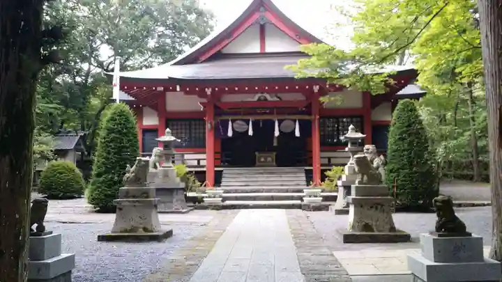 山中浅間神社の本殿・本堂