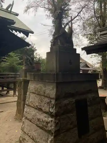 中野原稲荷神社の狛犬