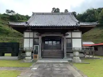 萬光寺の本殿・本堂